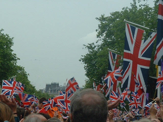 queen_d2002_0604_052423AA
